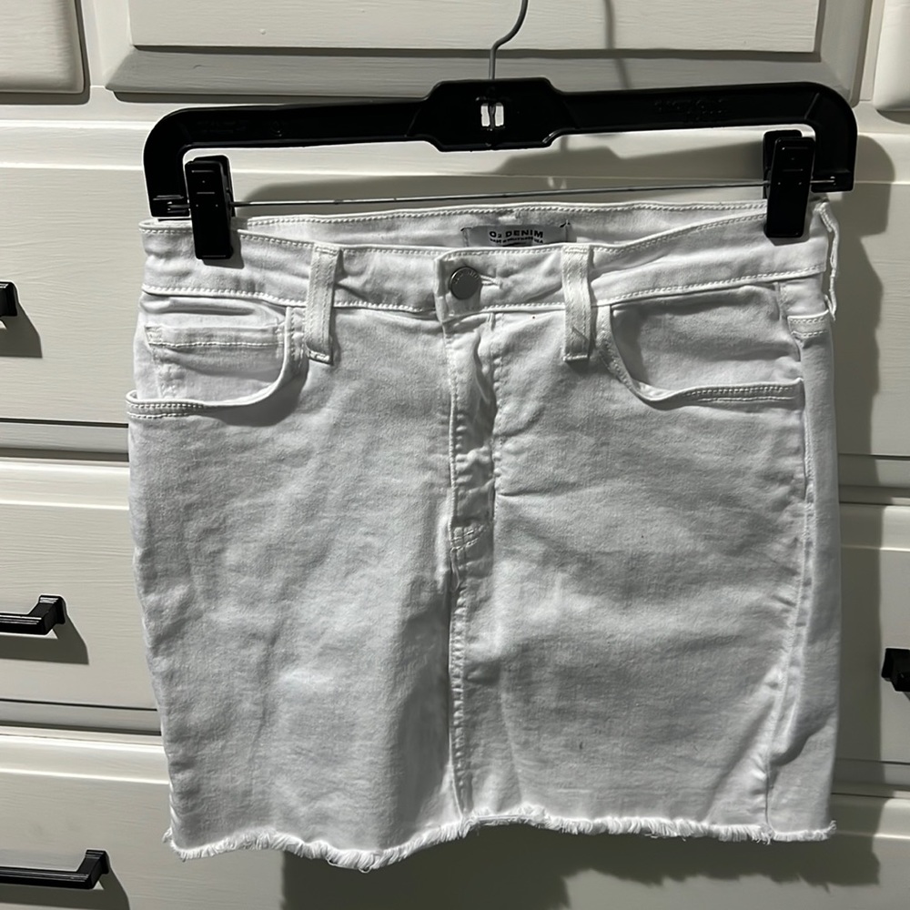 White denim mini